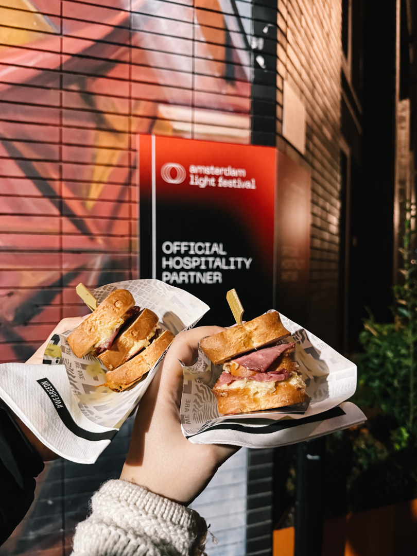 Streetfood voor het Amsterdam Light Festival partnerbord